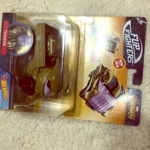 Flip Fighters - Thanos hot wheel